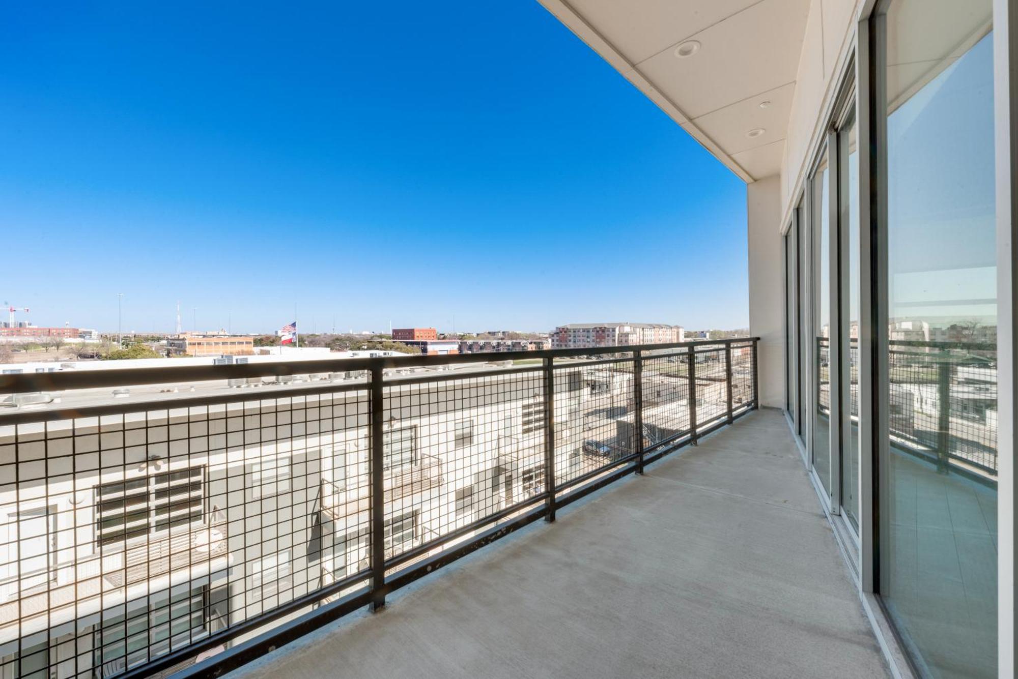 Snappy Loft Style 2Br I Gym I Parking I Workspace Dallas Exterior photo